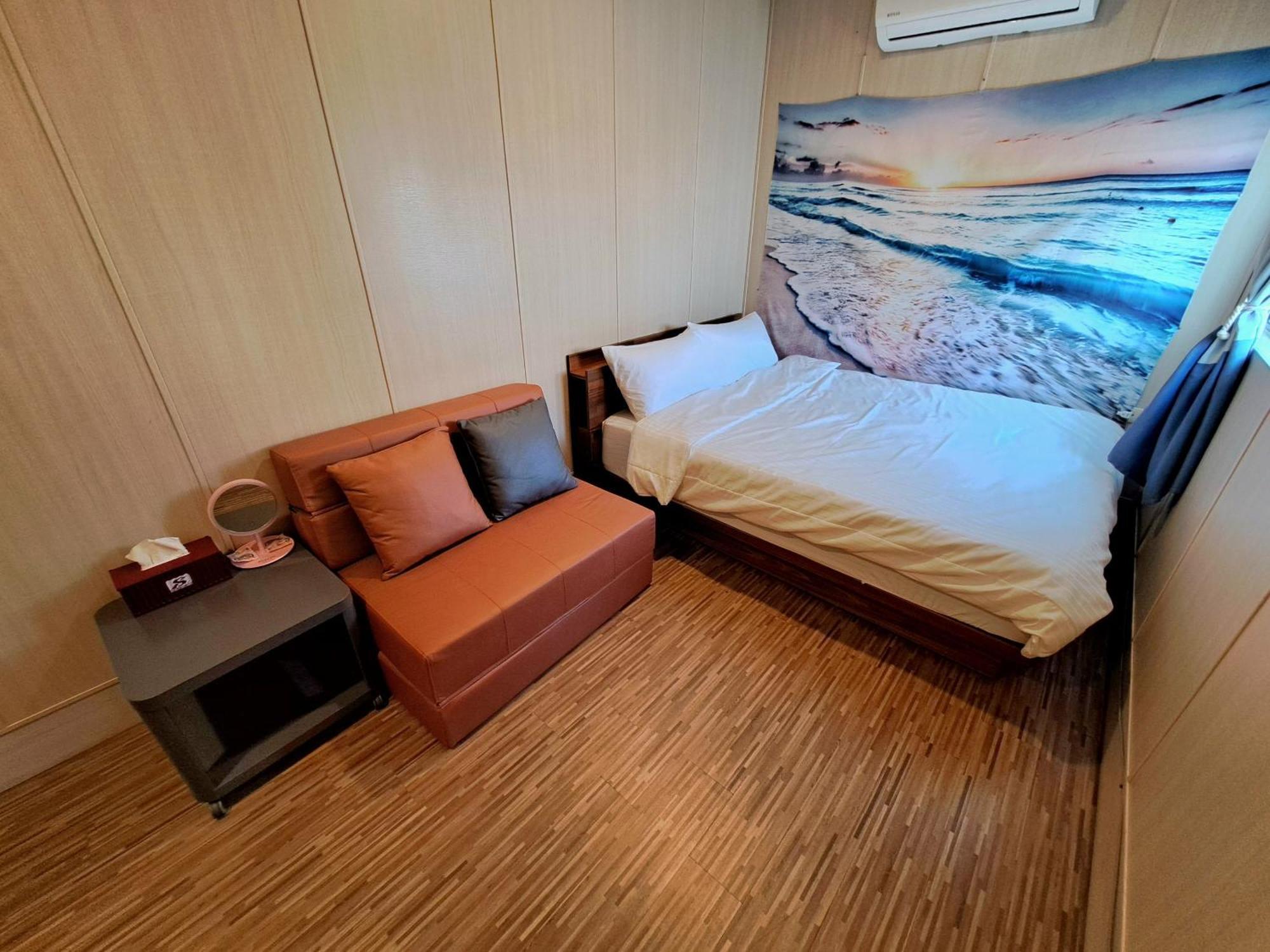 舞浪海景旅店 Hotel Xiaoliuqiu Exterior photo