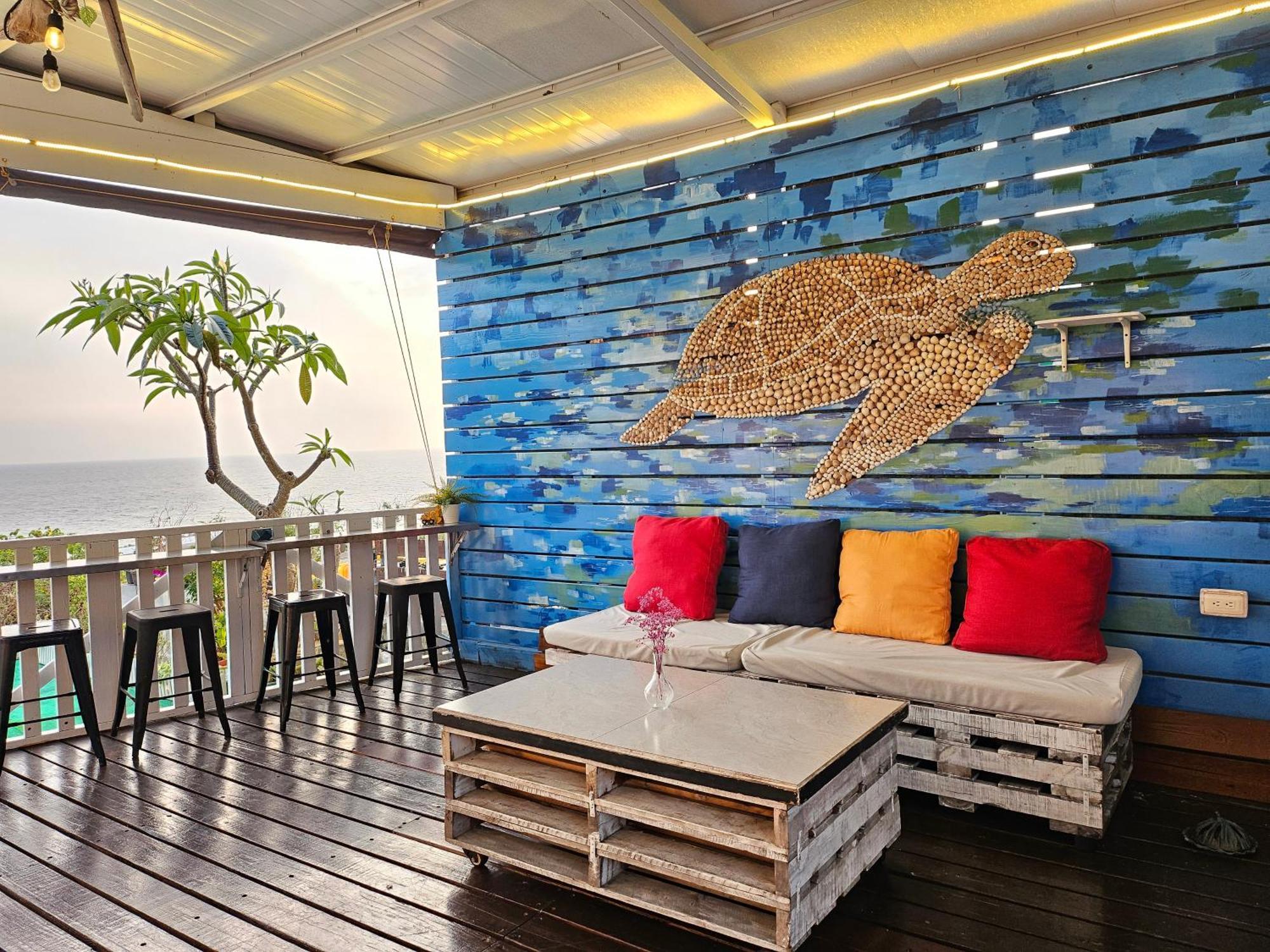 舞浪海景旅店 Hotel Xiaoliuqiu Exterior photo
